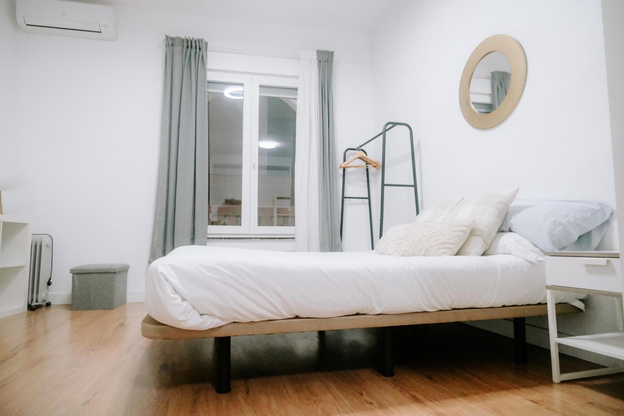 Apartamentos San Roque เซบีญา ภายนอก รูปภาพ